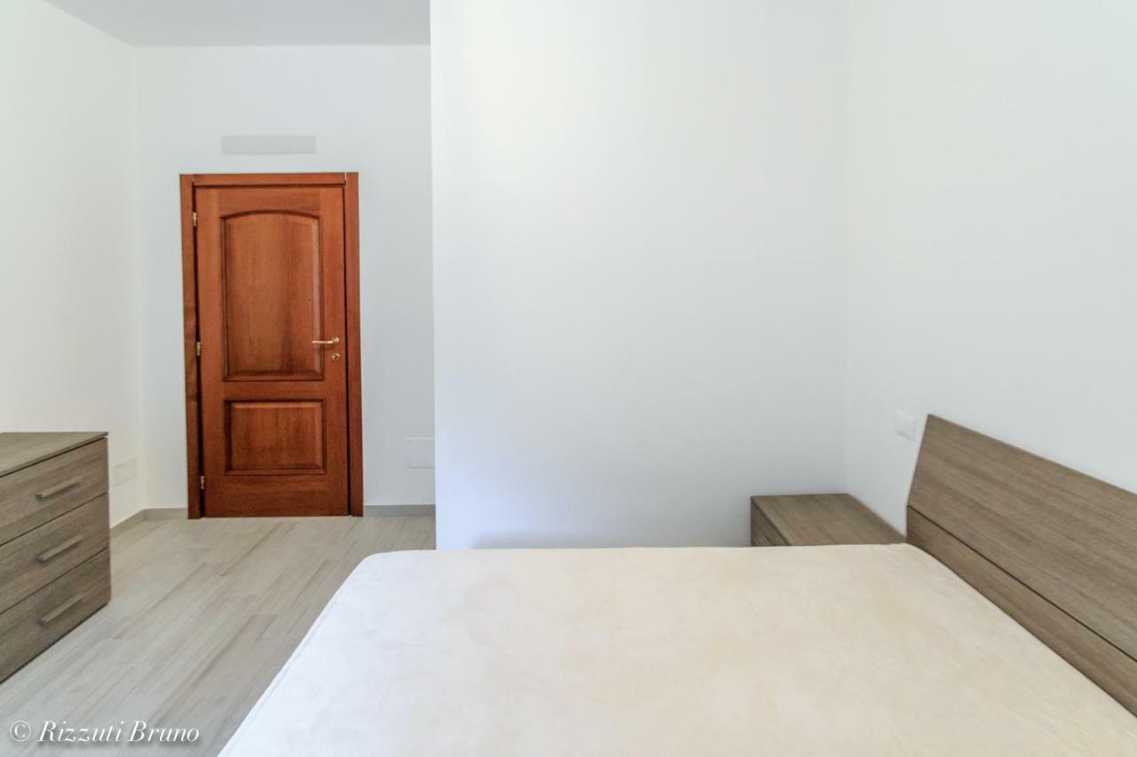 Appartamento Ristrutturato A Nuovo !!! Varazze Exterior photo